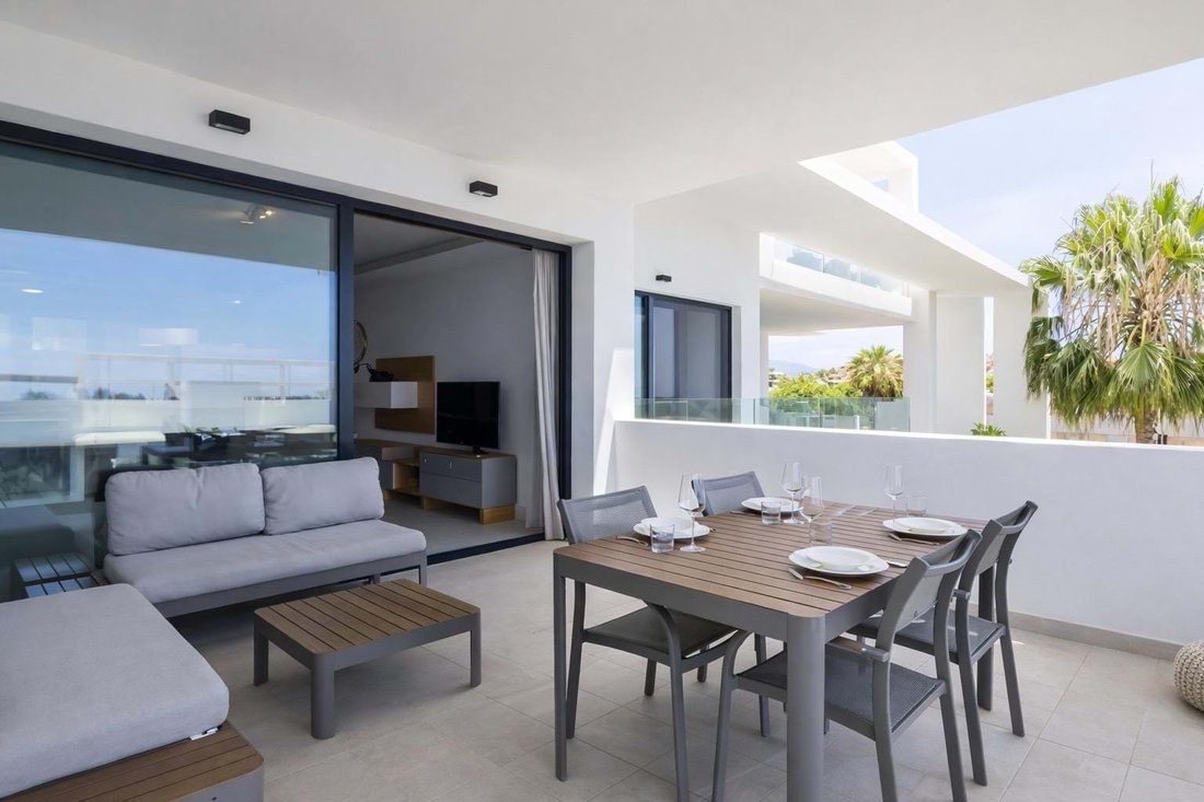 Apartment in Benahavis, Andalusia, Spain 3 - 17332750