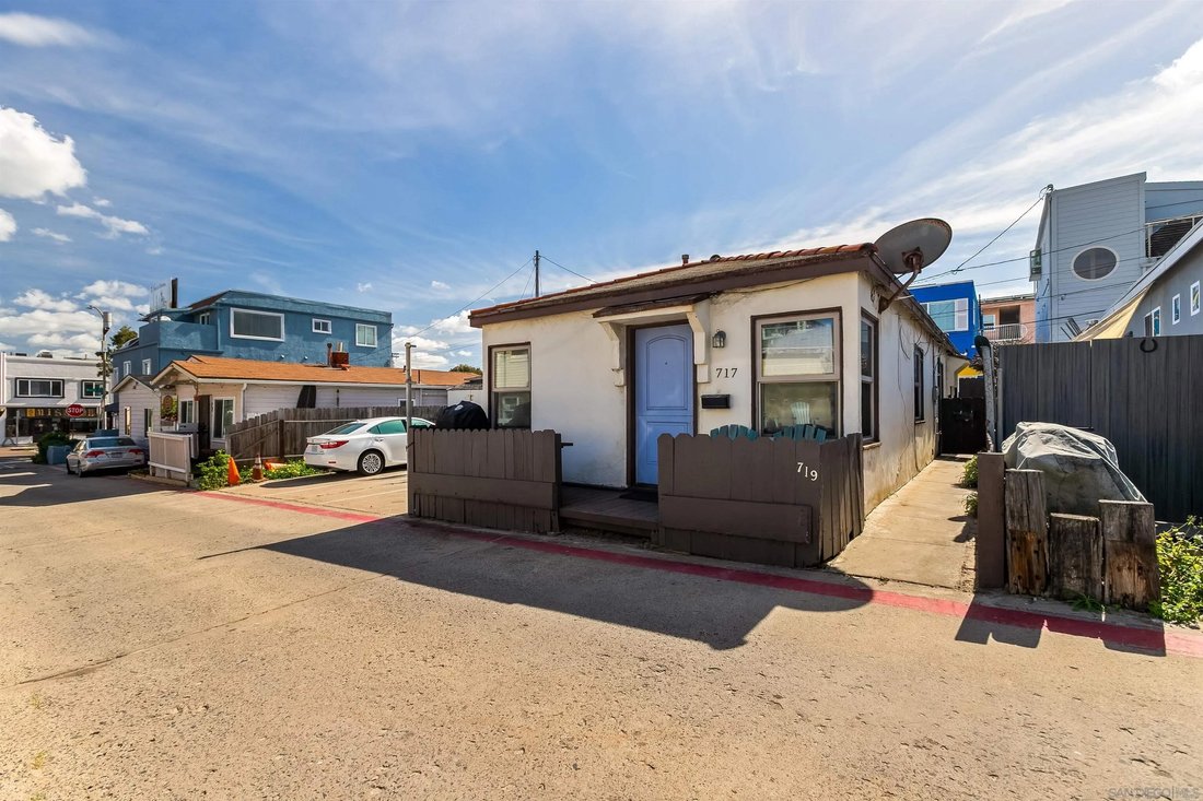 San Diego, California, United States 4 - 17307603