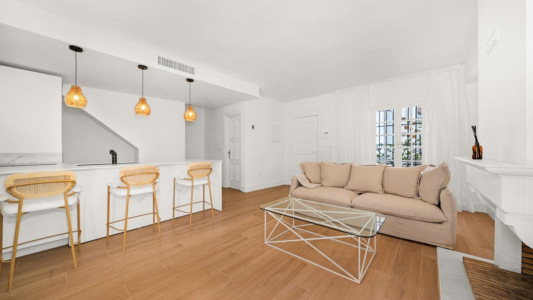 Townhouse in Guadalmina Baja, San Pedro de Alcantara, Spain 4 - 17333399