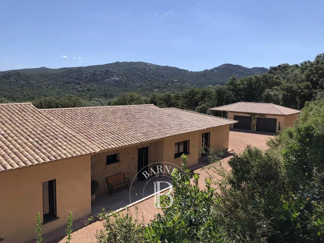 Villa in Porto-Vecchio, Corsica, France 3 - 16296389