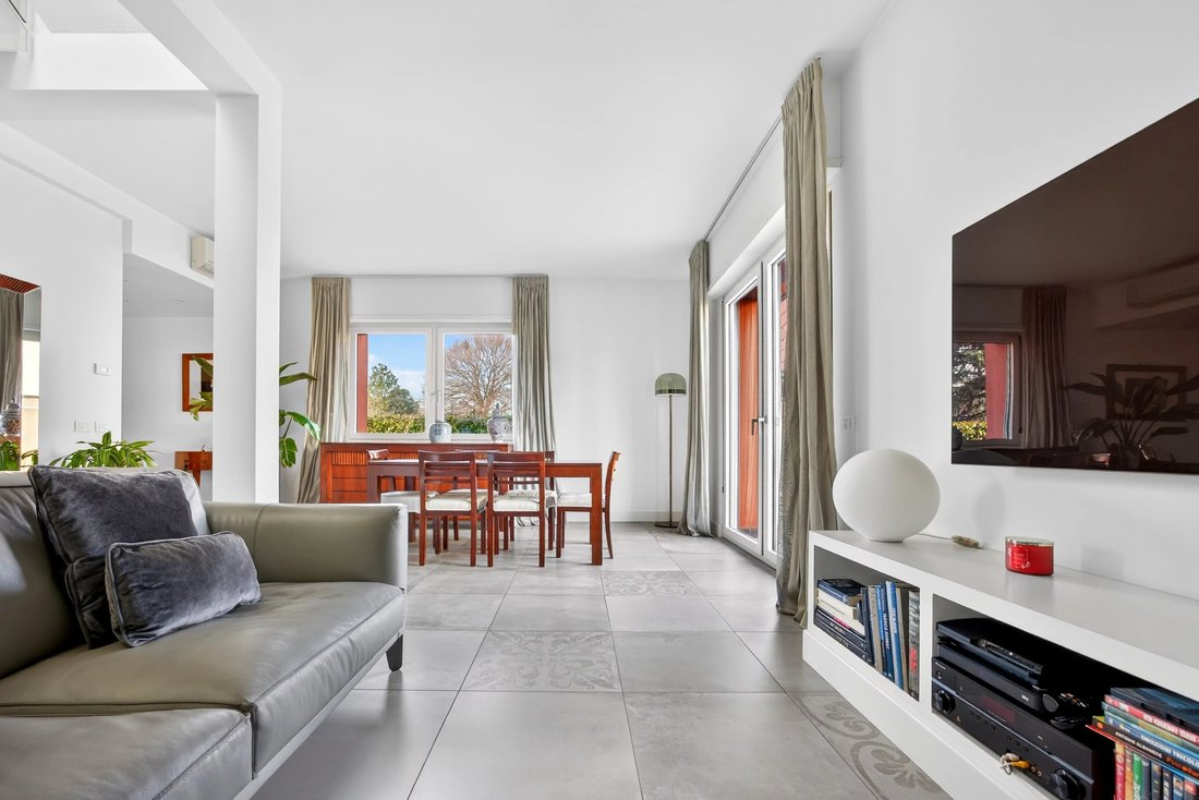Villa in Arese, Lombardy, Italy 3 - 17333364