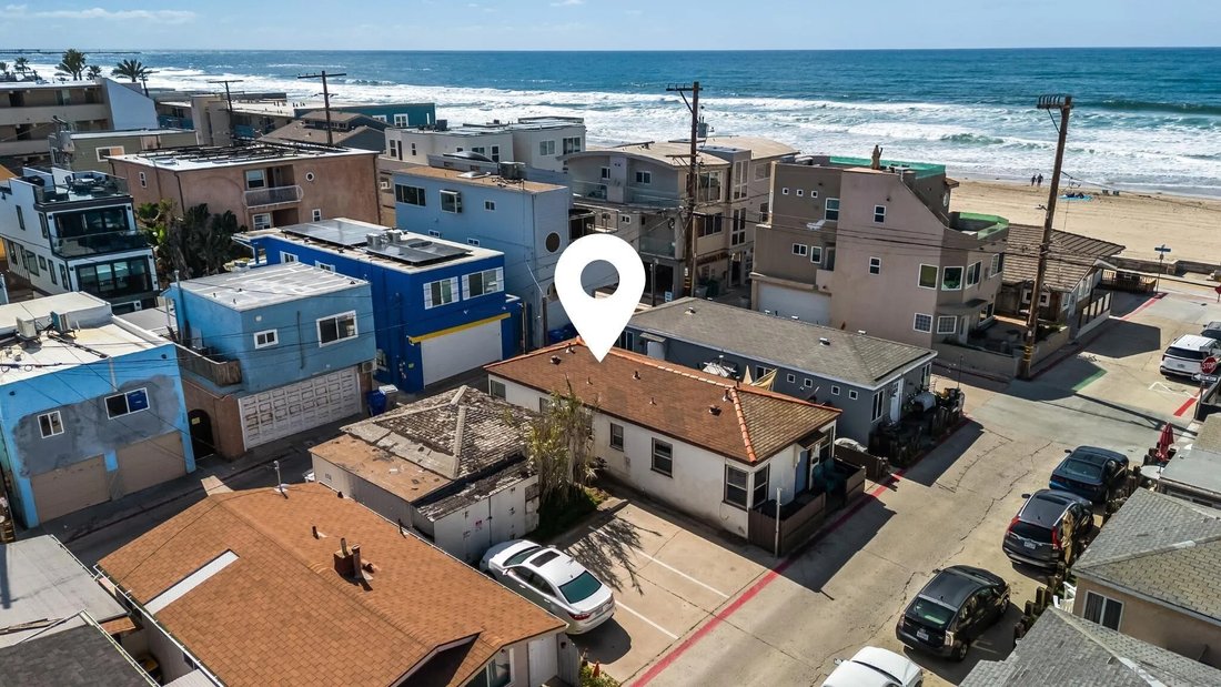 San Diego, California, United States 1 - 17307603
