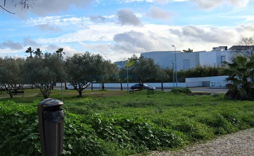 Land in Loule (Sao Clemente), Algarve, Portugal 1