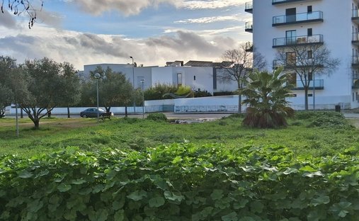 Land in Loule (Sao Clemente), Algarve, Portugal 1
