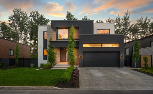 House in Blainville, Quebec, Canada 1