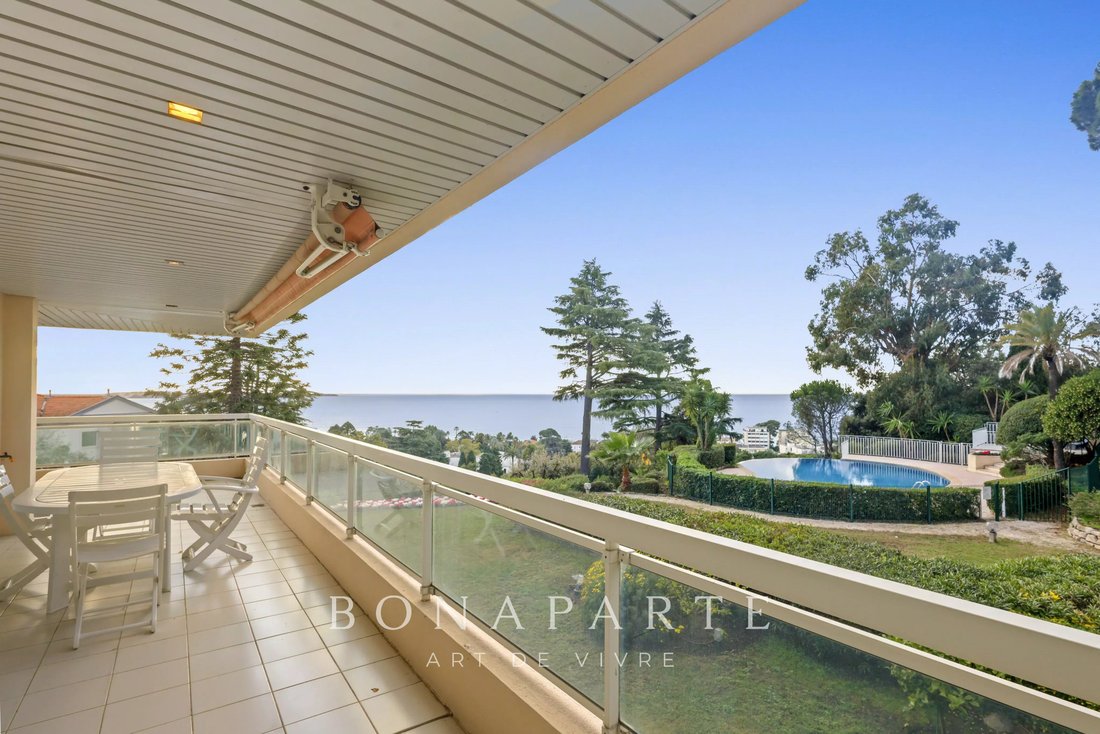 Apartment in Croix des Gardes, Cannes, France 1 - 17285451