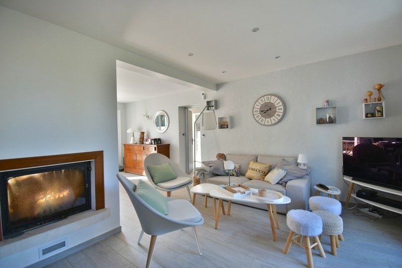 House in Arrondissement of Villefranche-sur-Saône, Auvergne-Rhône-Alpes, France 4 - 17332485