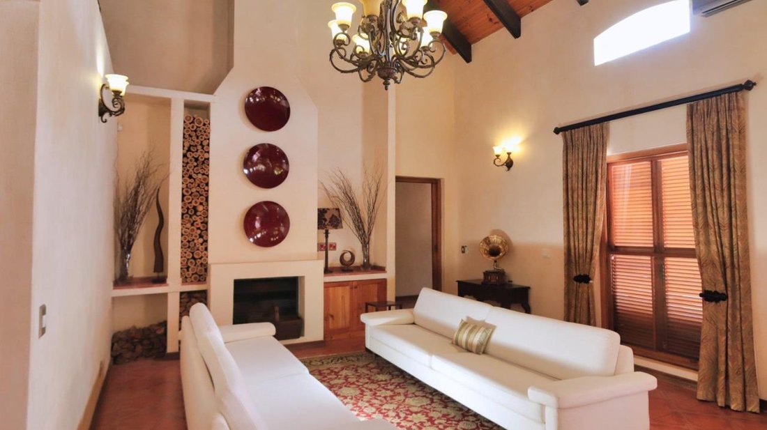 Farm Ranch in Stellenbosch, Western Cape, South Africa 4 - 17335135