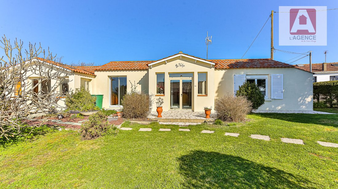 Villa in Sion-Bussoleries-Terre Fort, Saint-Hilaire-de-Riez, France 1 - 17335250