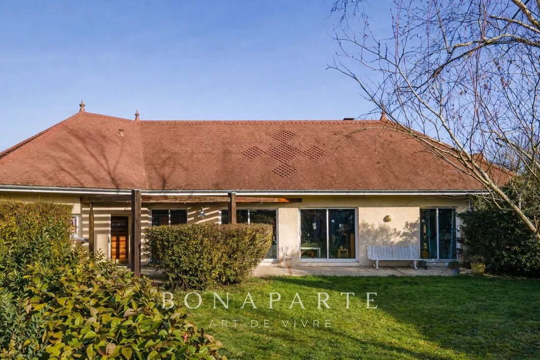 House in Idron, Nouvelle-Aquitaine, France 1 - 17311439