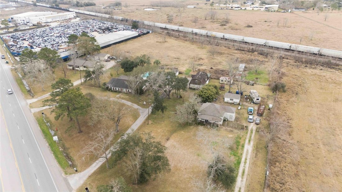 House in Alvin, Texas, United States 1 - 17334017