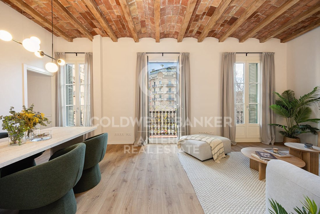 Apartment in Eixample, Barcelona, Spain 1 - 17335638