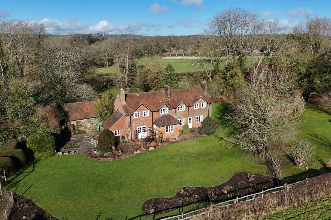 House in Rudgwick, England 1 - 17333702