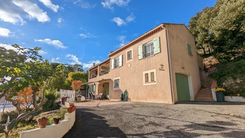 Villa in Carcès, Provence-Alpes-Côte d'Azur, France 2 - 17332459