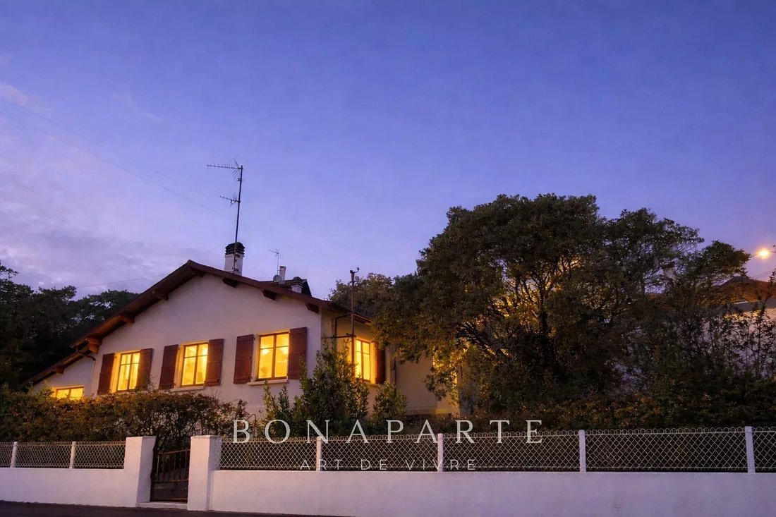 House in Anglet, Nouvelle-Aquitaine, France 1 - 17311444