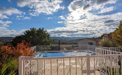 Villa a Carcès, Provenza-Alpi-Costa Azzurra, Francia 1