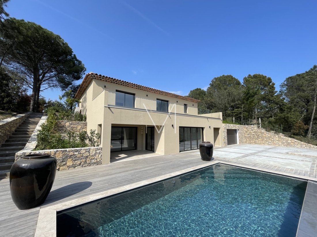 Villa in Le Plan-de-la-Tour, Provence-Alpes-Côte d'Azur, France 3 - 17334106
