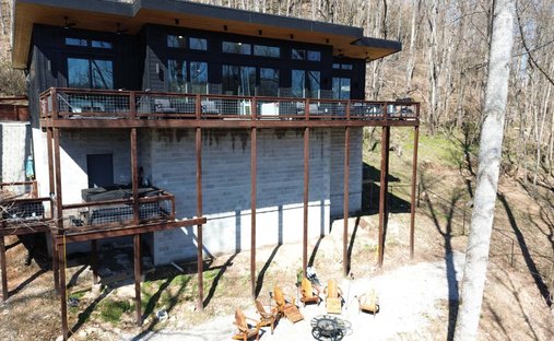 House in Smithville, Tennessee, United States 1