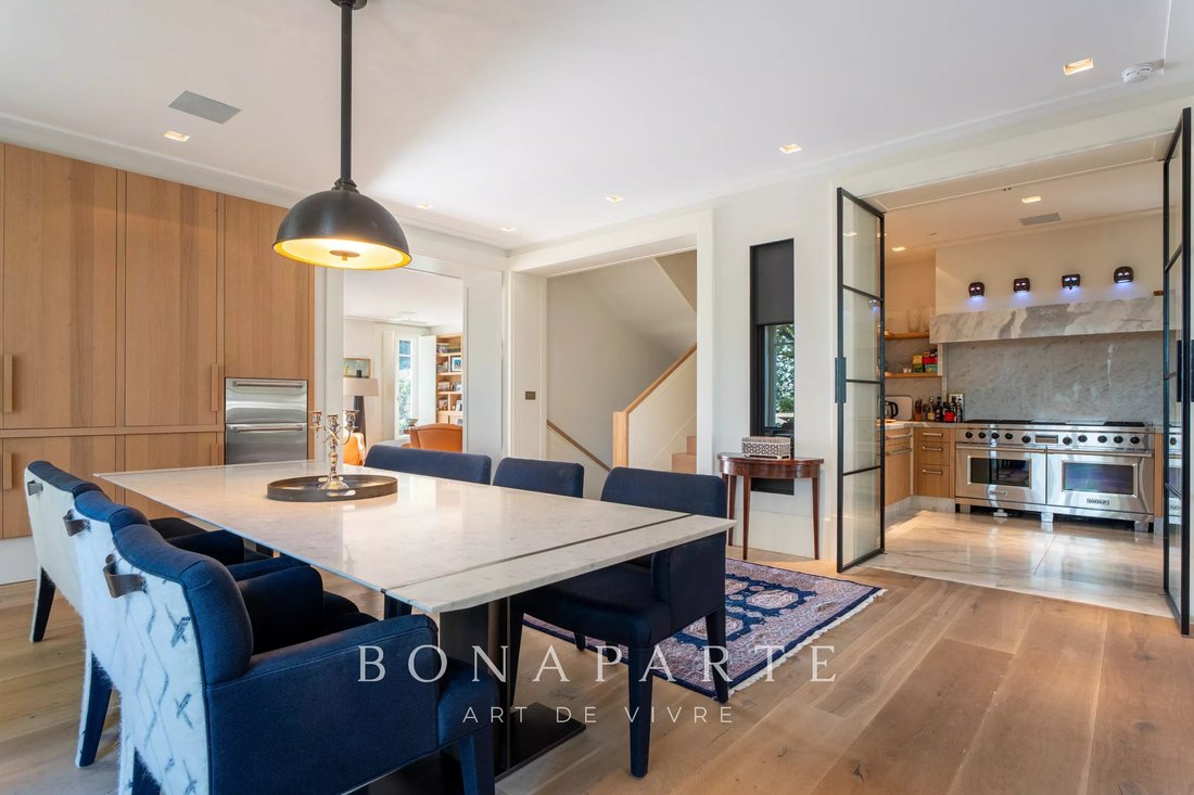 Estate in Mougins, Provence-Alpes-Côte d'Azur, France 5 - 17099976