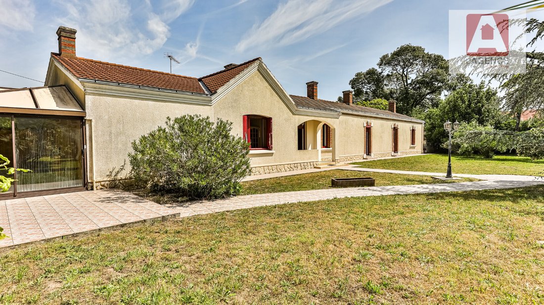 Villa in Saint-Hilaire-de-Riez, Pays de la Loire, France 2 - 17335275