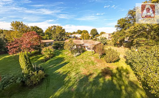 Villa en Saint-Révérend, Países del Loira, Francia 1