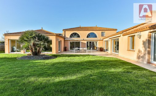 Villa à Le Fenouiller, Pays de la Loire, France 1
