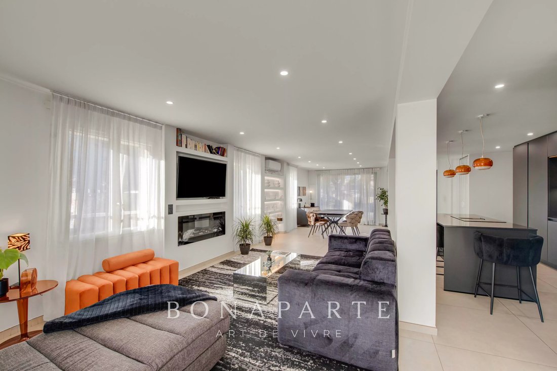 Apartment in Aiguebonne, Saint-Raphaël, France 2 - 17099971