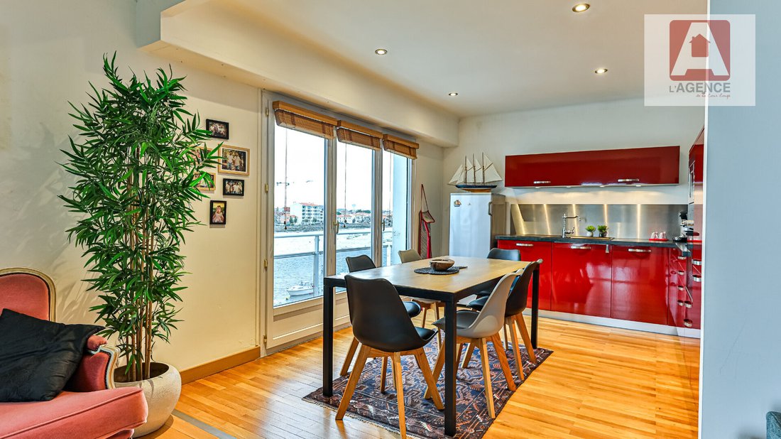 Apartment in Saint Gilles-Centre Ville, Saint-Gilles-Croix-de-Vie, France 5 - 17335317