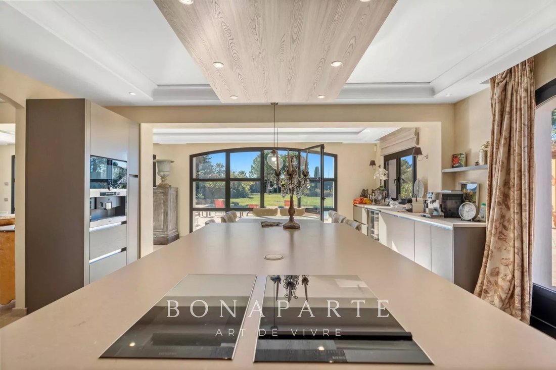 House in Mougins, Provence-Alpes-Côte d'Azur, France 5 - 17302750