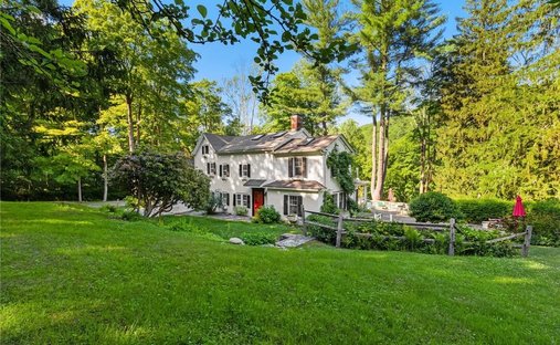 House in Carmel Hamlet, New York, United States 1
