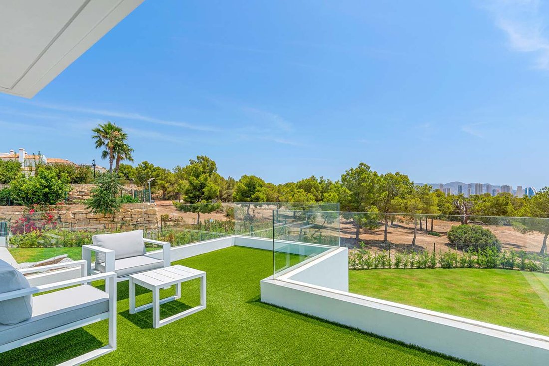 Villa in Finestrat, Valencian Community, Spain 5 - 17335707