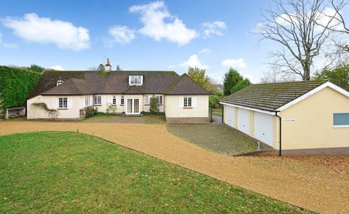 House in Cranleigh, England 1