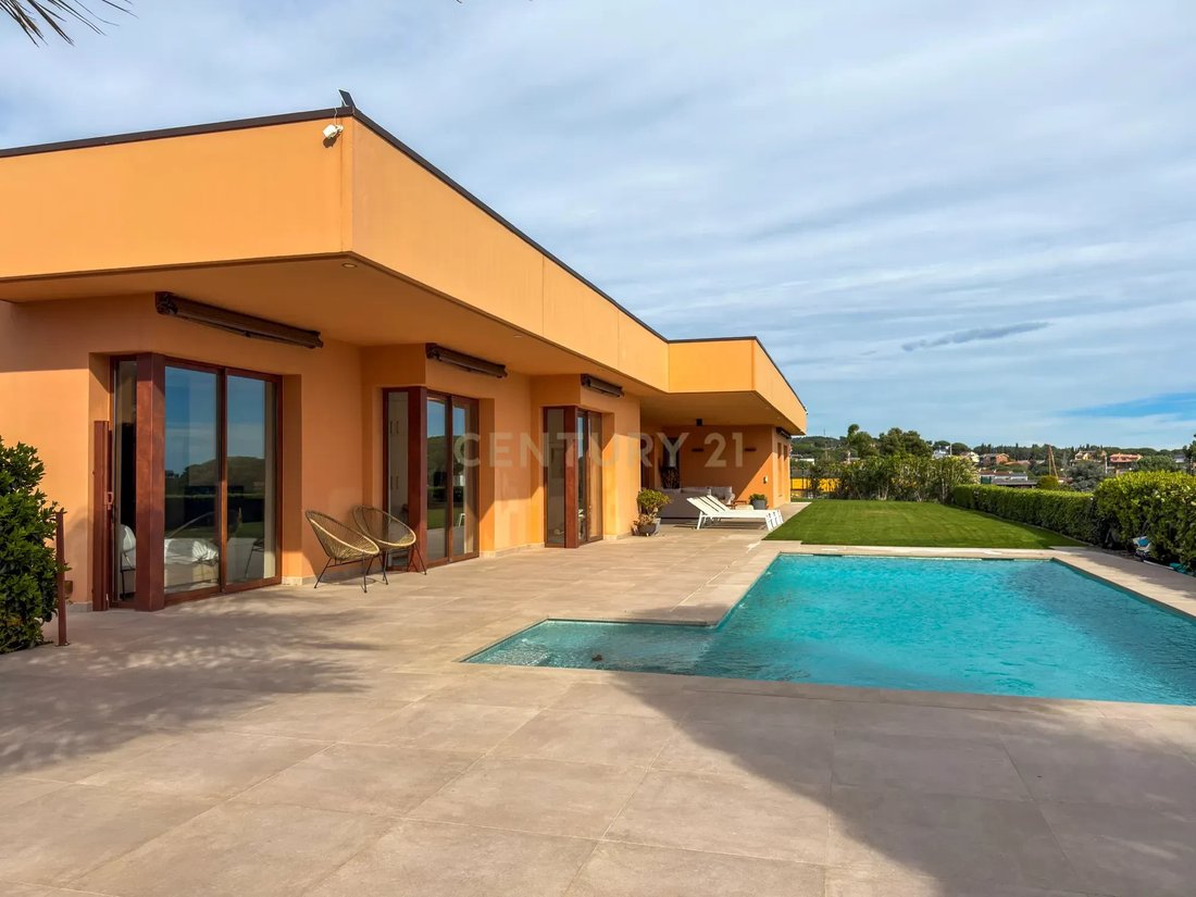 Villa in Sant Vicenc de Montalt, Catalonia, Spain 5 - 17335677