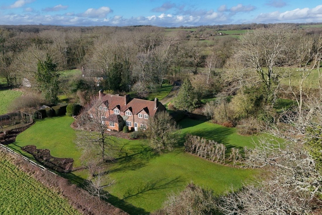 House in Rudgwick, England 4 - 17333702