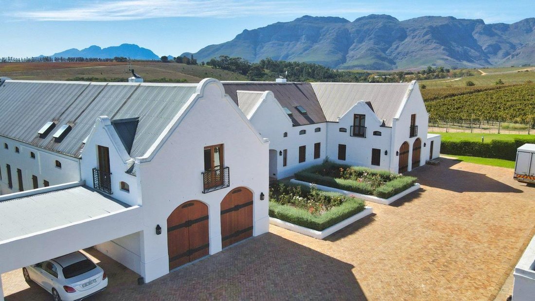 Farm Ranch in Stellenbosch, Western Cape, South Africa 2 - 17335135