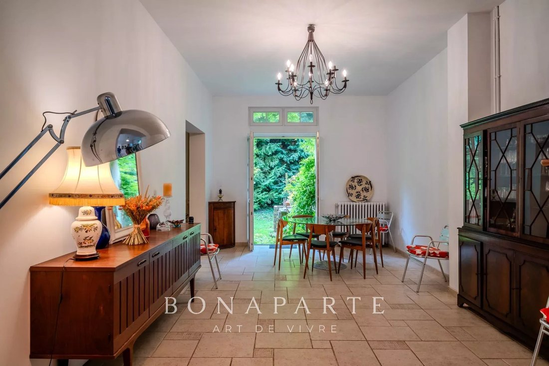 Estate in Elbeuf-en-Bray, Normandy, France 2 - 17295223
