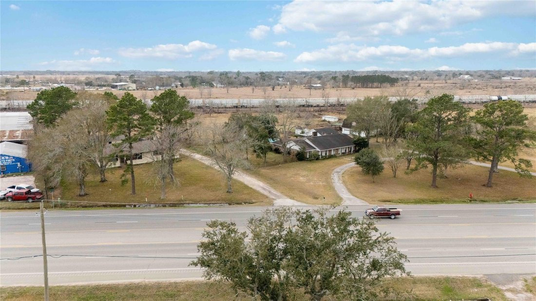 House in Alvin, Texas, United States 3 - 17334017