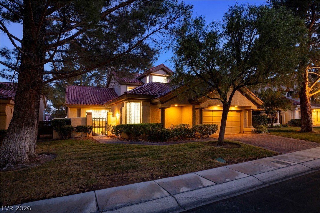House in Las Vegas, Nevada, United States 1 - 17333317