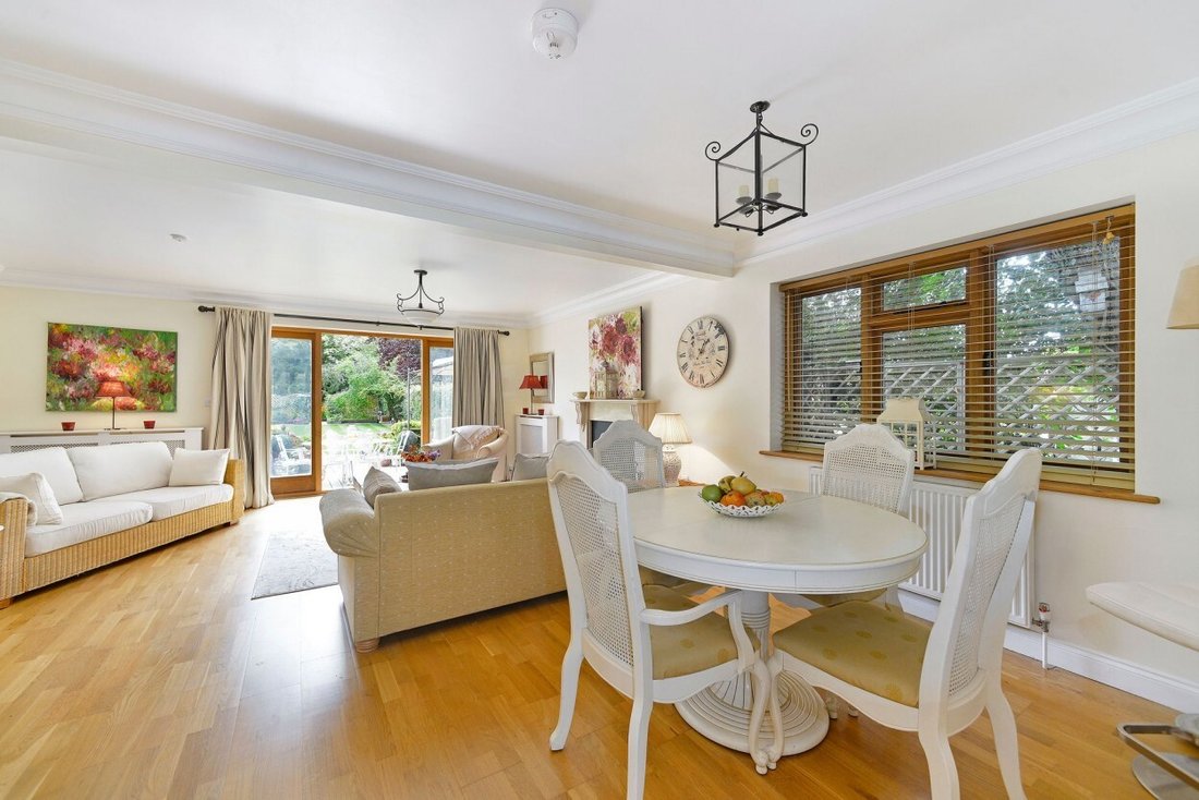 Casa a Cranleigh, Inghilterra 3 - 17333506