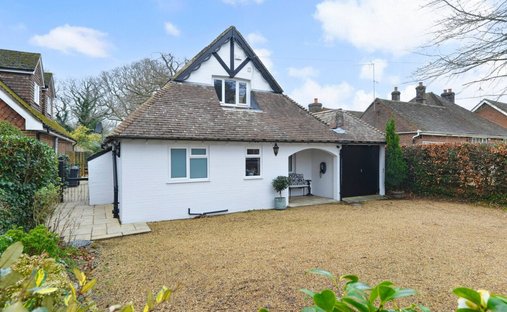 House in Cranleigh, England 1