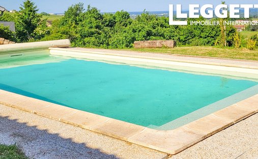 House in Saint-Amour-Bellevue, Bourgogne – Franche-Comté, France 1