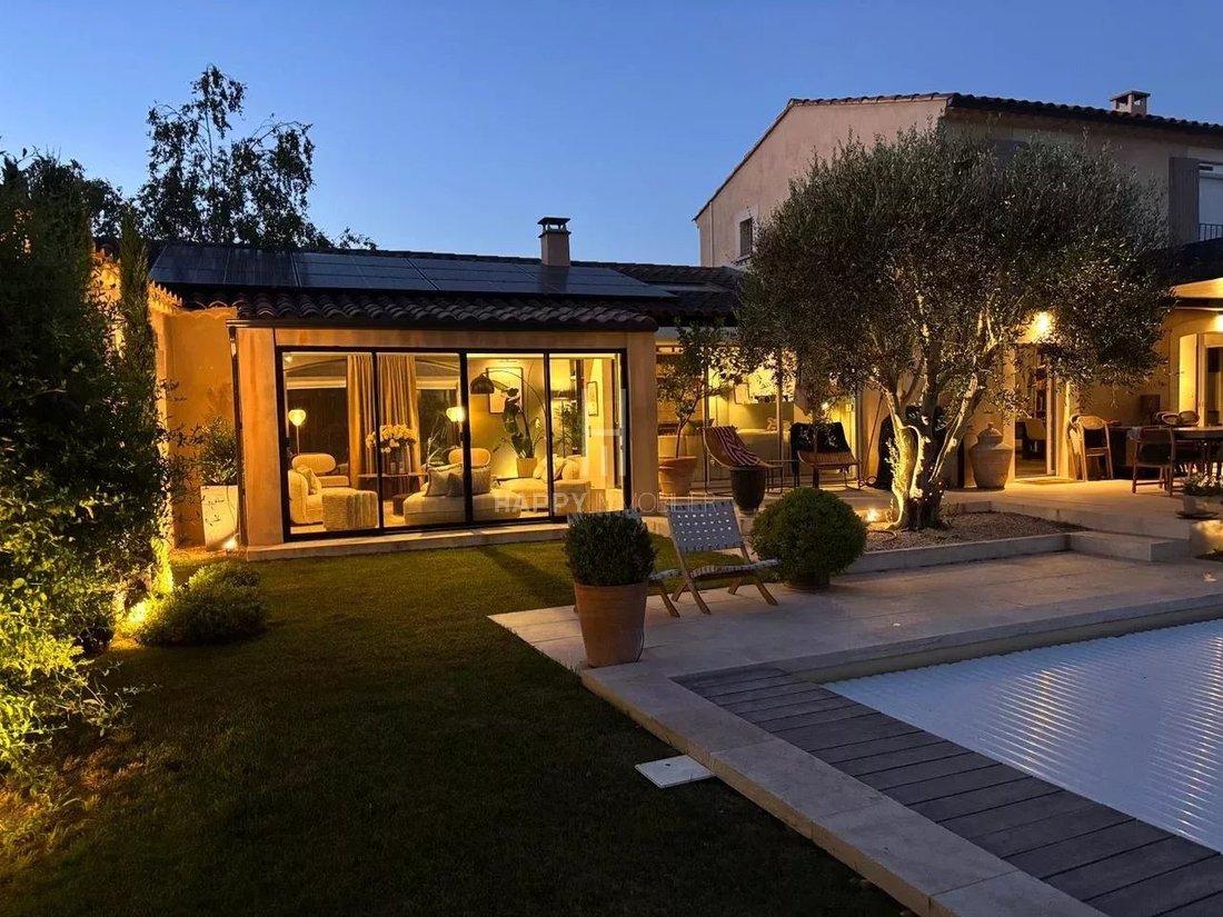 House in Maussane-les-Alpilles, Provence-Alpes-Côte d'Azur, France 5 - 17332386