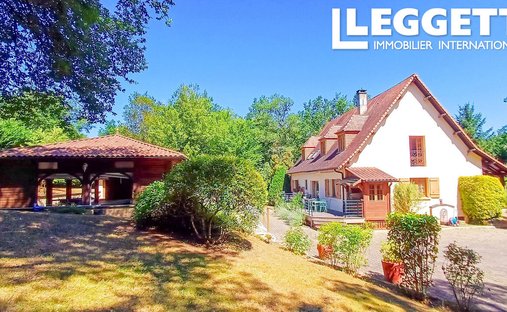 House in Urbain, Terrasson-Lavilledieu, France 1