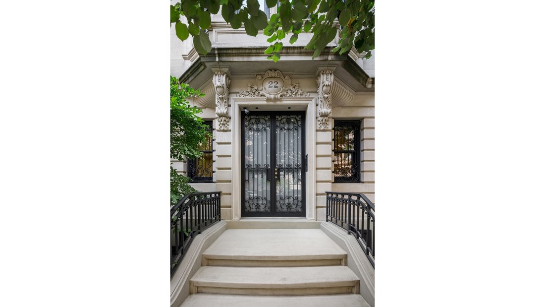 House in New York, New York, United States 2 - 17335490