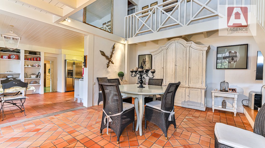 Villa in Saint Gilles-Centre Ville, Saint-Gilles-Croix-de-Vie, France 5 - 17335331