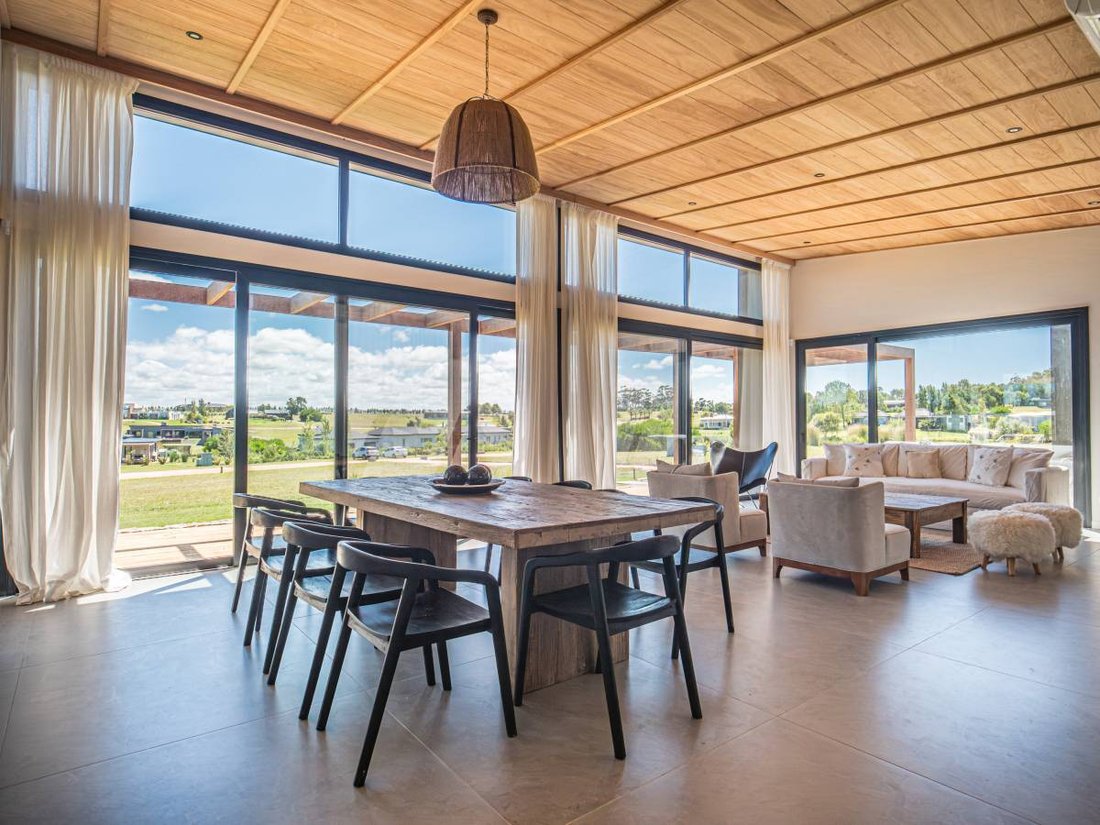 House in Chacras del Golf, Maldonado Department, Uruguay 1 - 17335499