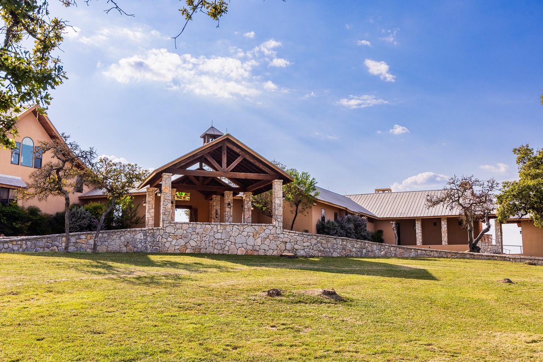 House in Kerrville, Texas, United States 5 - 17336100