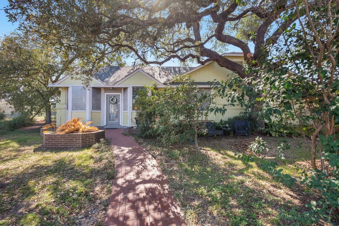 House in Austin, Texas, United States 1 - 17336565