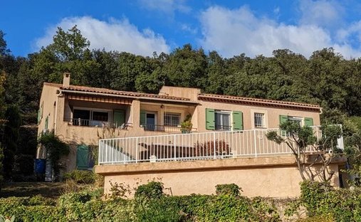 Villa in Carcès, Provence-Alpes-Côte d'Azur, France 1