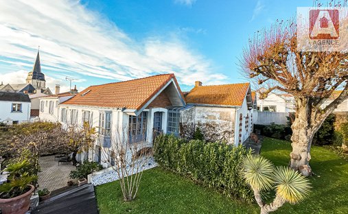 Villa in Saint Gilles-Centre Ville, Saint-Gilles-Croix-de-Vie, France 1